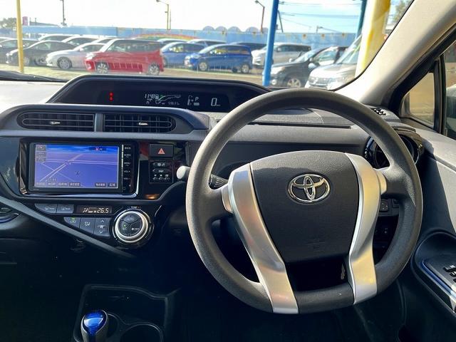 アクア S 純正SDナビ ワンセグTV 前席シートヒーター ETC オートエアコン エアバック ABS パワステ パワーウインドウ 車検R8年12月 当店下取車(9枚目)