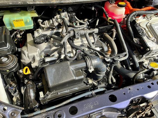 アクア S 純正SDナビ ワンセグTV 前席シートヒーター ETC オートエアコン エアバック ABS パワステ パワーウインドウ 車検R8年12月 当店下取車(24枚目)