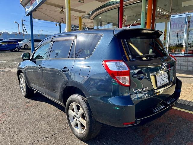 ヴァンガード 240S 7人乗り 4WD純正HDDナビ フルセグ バックカメラ プッシュスタート キーフリー クルーズコントロール MTモードAT HID ETC 当店下取車(6枚目)