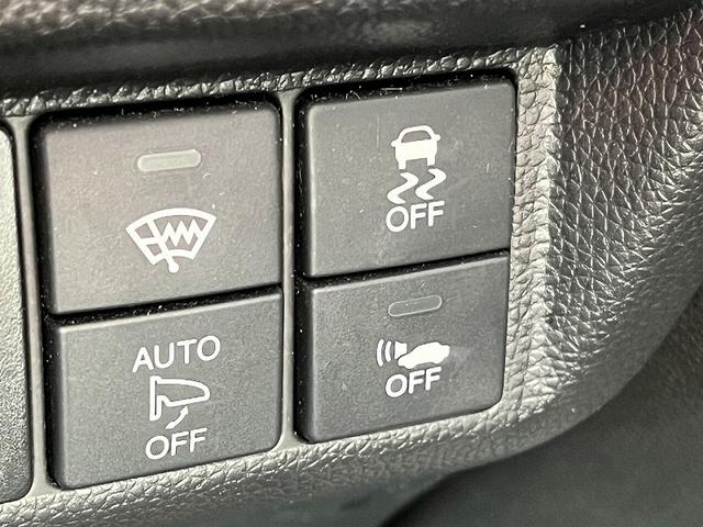 フィットハイブリッド Ｓパッケージ　あんしんパッケージ　社外ＳＤナビ　フルセグ　バックカメラ　プッシュスタート　キーフリー　クルーズコントロール　パドルシフト　ＬＥＤ　ＥＴＣ（21枚目）