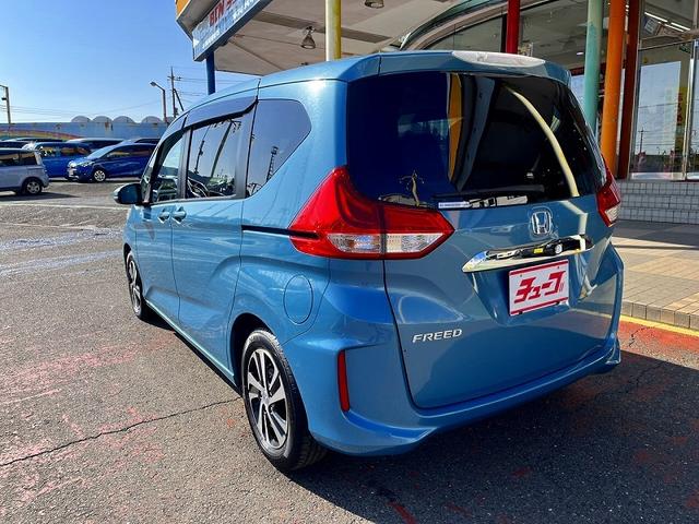 フリード G・ホンダセンシング 7人乗 アイドリングストップ 純正メモリーナビ フルセグ バックカメラ プッシュスタート キーフリー 両側パワースライドドア クルーズコントロール ドラレコ LED ETC ハーフレザーシート(6枚目)