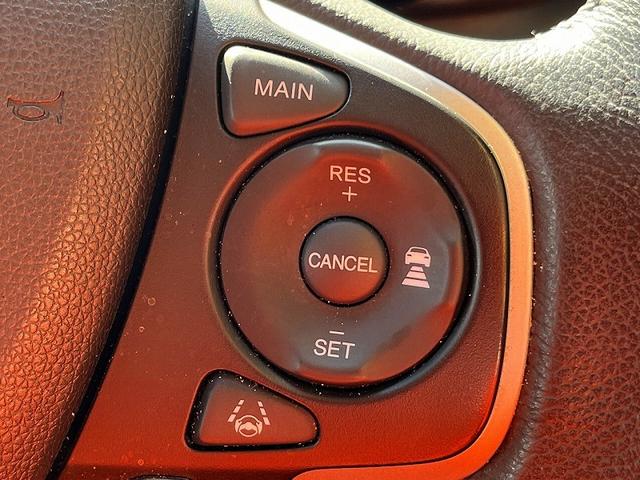 フリード G・ホンダセンシング 7人乗 アイドリングストップ 純正メモリーナビ フルセグ バックカメラ プッシュスタート キーフリー 両側パワースライドドア クルーズコントロール ドラレコ LED ETC ハーフレザーシート(19枚目)