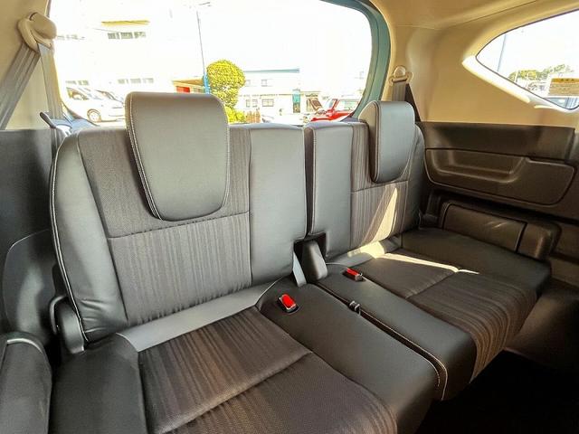 フリード G・ホンダセンシング 7人乗 アイドリングストップ 純正メモリーナビ フルセグ バックカメラ プッシュスタート キーフリー 両側パワースライドドア クルーズコントロール ドラレコ LED ETC ハーフレザーシート(27枚目)