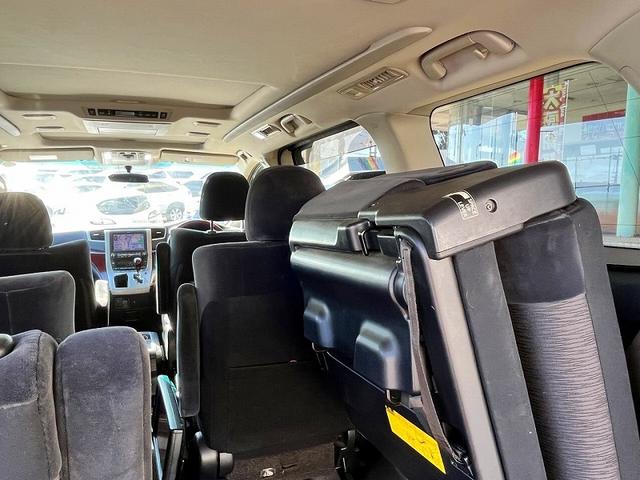 アルファード ２４０Ｓ　純正ＨＤＤナビ　フルセグ　バックカメラ　フリップダウンモニター　プッシュスタート　キーフリー　両側パワースライドドア　サンルーフ　ＭＴモードＡＴ　ＨＩＤ　ＥＴＣ　社外アルミ　当店下取車（8枚目）