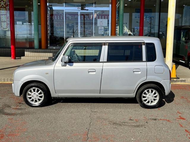 アルトラパン Ｘ　ナビ　ＣＤデッキ　純正アルミ　電動ミラー　アナログ時計　エアバック　エアコン　パワーステアリング　パワーウインドウ　当店下取車（4枚目）