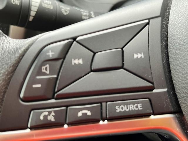 ノート ｅ－パワー　メダリスト　エマージェンシーブレーキ　純正メモリーナビ　フルセグ　アラウンドビューモニター　プッシュスタート　キーフリー　クルーズコントロール　ハーフレザーシート　スマートルームミラー　ドラレコ　ＬＥＤ　ＥＴＣ（15枚目）