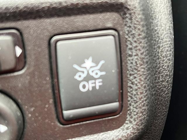 ノート ｅ－パワー　メダリスト　エマージェンシーブレーキ　純正メモリーナビ　フルセグ　アラウンドビューモニター　プッシュスタート　キーフリー　クルーズコントロール　ハーフレザーシート　スマートルームミラー　ドラレコ　ＬＥＤ　ＥＴＣ（19枚目）