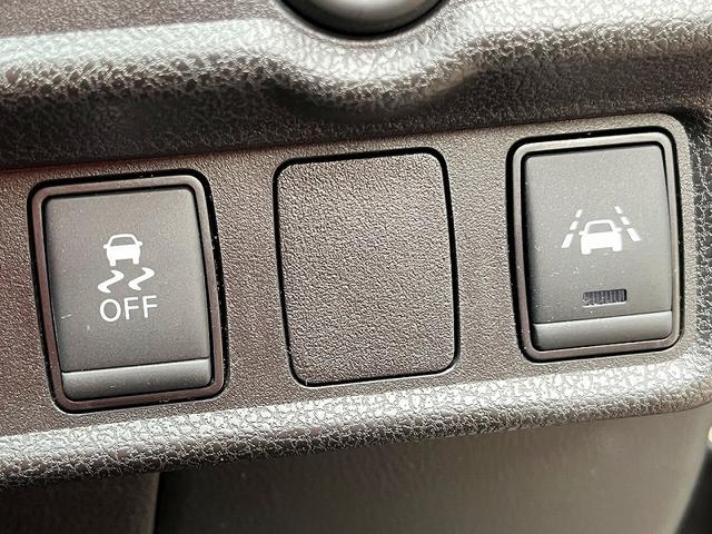 ノート ｅ－パワー　メダリスト　エマージェンシーブレーキ　純正メモリーナビ　フルセグ　アラウンドビューモニター　プッシュスタート　キーフリー　クルーズコントロール　ハーフレザーシート　スマートルームミラー　ドラレコ　ＬＥＤ　ＥＴＣ（23枚目）