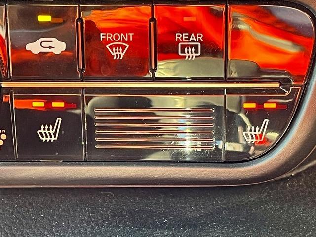 N-BOXカスタム G・Lターボホンダセンシング ワンオーナー ホンダセンシング 社外メモリーナビ フルセグ バックカメラ プッシュスタート キーフリー 両側パワースライドドア クルコン パドルシフト 前席シートヒーター LED ETC 当店下取車(26枚目)