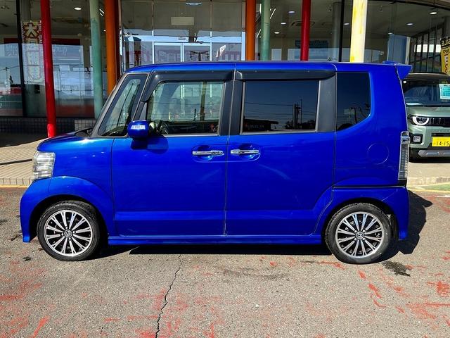 Ｎ－ＢＯＸカスタム Ｇ・ターボＬパッケージ　純正ＳＤナビ　フルセグ　バックカメラ　プッシュスタート　キーフリー　両側自動ドア　パドルシフト　ＨＩＤ　ＥＴＣ　ハーフレザーシート（4枚目）