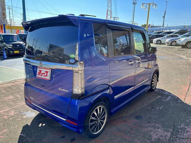 Ｎ－ＢＯＸカスタム Ｇ・ターボＬパッケージ　純正ＳＤナビ　フルセグ　バックカメラ　プッシュスタート　キーフリー　両側自動ドア　パドルシフト　ＨＩＤ　ＥＴＣ　ハーフレザーシート（5枚目）