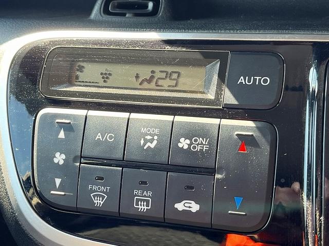 Ｎ－ＢＯＸカスタム Ｇ・ターボＬパッケージ　純正ＳＤナビ　フルセグ　バックカメラ　プッシュスタート　キーフリー　両側自動ドア　パドルシフト　ＨＩＤ　ＥＴＣ　ハーフレザーシート（14枚目）