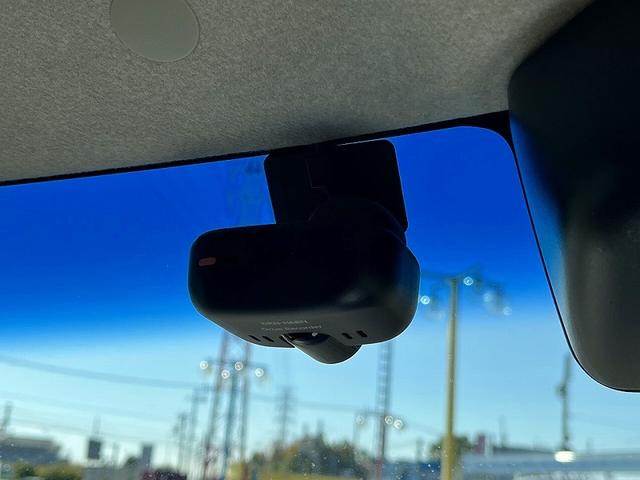 タント カスタムＸ　トップエディションＳＡＩＩＩ　スマートアシストＩＩＩ　アイドリングストップ　純正ＳＤナビ　フルセグ　全方位カメラ　プッシュスタート　キーフリー　両側自動ドア　運転席シートヒーター　ＬＥＤ　ＥＴＣ　ドラレコ（23枚目）