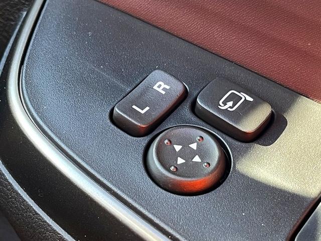 ソリオバンディット ハイブリッドMV 登録済未使用車 セーフティーサポート アイドリングストップ プッシュスタート キーフリー 両側自動ドア クルーズコントロール ヘッドアップディスプレイ LED(20枚目)