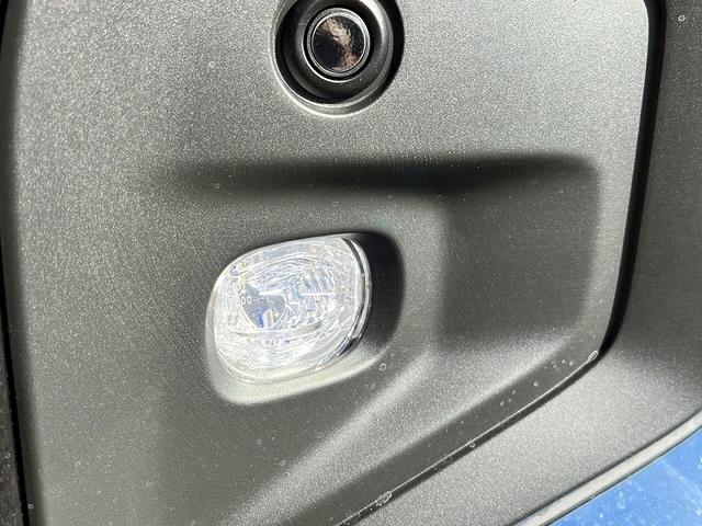 ソリオバンディット ハイブリッドMV 登録済未使用車 セーフティーサポート アイドリングストップ プッシュスタート キーフリー 両側自動ドア クルーズコントロール ヘッドアップディスプレイ LED(29枚目)