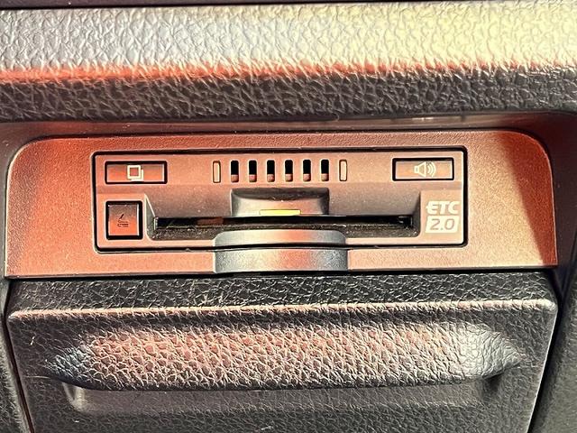 ヴォクシー Ｘ　７人乗　アイドリングストップ　社外メモリーナビ　フルセグ　バックカメラ　左側パワースライドドア　ＭＴモードＡＴ　ＬＥＤ　ＥＴＣ　当店下取車（21枚目）