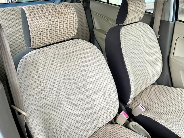 アルト Ｆ　ＥＴＣ　純正ＣＤデッキ　ＥＴＣ　ヘッドライトレベライザー　キーレスエントリー　エアバック　エアコン　パワステ　パワーウインドウ　当店買取車（18枚目）