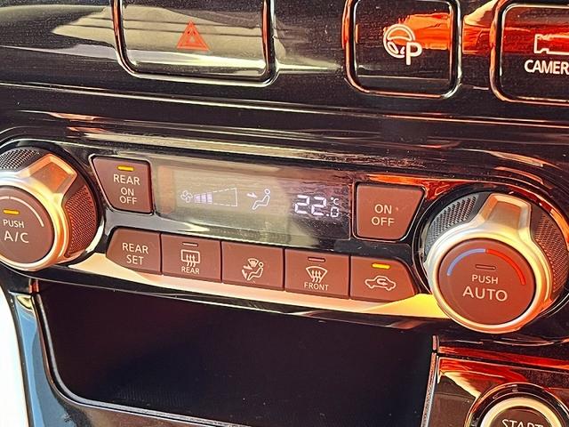 セレナ ハイウェイスター　ＶセレクションＩＩ　ワンオーナー　アイドリングストップ　エマージェンシーブレーキ　プロパイロット　純正ＳＤナビ　フルセグ　フリップダウンモニター　アラウンドビューモニター　両側自動ドア　クルコン　ＬＥＤ　ＥＴＣ　ドラレコ（12枚目）