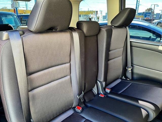 セレナ ハイウェイスター　ＶセレクションＩＩ　ワンオーナー　アイドリングストップ　エマージェンシーブレーキ　プロパイロット　純正ＳＤナビ　フルセグ　フリップダウンモニター　アラウンドビューモニター　両側自動ドア　クルコン　ＬＥＤ　ＥＴＣ　ドラレコ（24枚目）