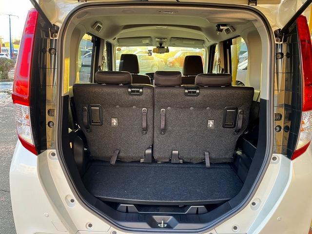 ルーミー カスタムＧ　Ｓ　スマートアシストＩＩ　アイドリングストップ　純正ＳＤナビ　フルセグ　バックカメラ　プッシュスタート　キーフリー　両側自動ドア　クルーズコントロール　ＬＥＤ　ＥＴＣ　当店下取車（7枚目）