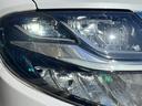 LEDヘッドライトは、夜道を明るく照らし夜間走行の精神的負担を和らげてくれます。