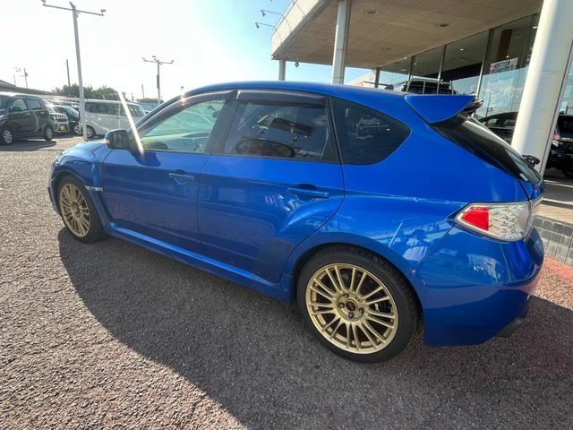 インプレッサ ＷＲＸ　ＳＴＩ　Ａライン　ＷＲＸ　ＳＴＩ　Ａライン（５名）　社外ナビ　フルセグＴＶ　バックカメラ　ＥＴＣ　フロントシートヒーター　パワーシート　ステアリングリモコン　クルーズコントロール　キーフリー　プッシュスタート（5枚目）