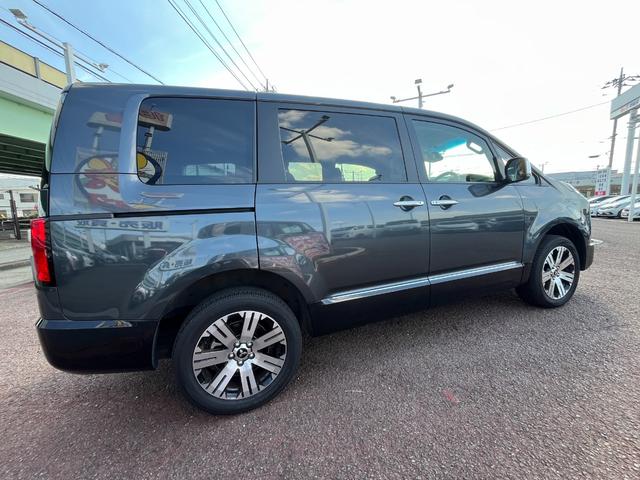 デリカD:5 P 社外フローティングナビ フルセグTV バックカメラ ETC シートヒーター パワーシート パワーバックドア ステアリングリモコン クルーズコントロール 電動パーキングブレーキ ブレーキオートホールド(4枚目)