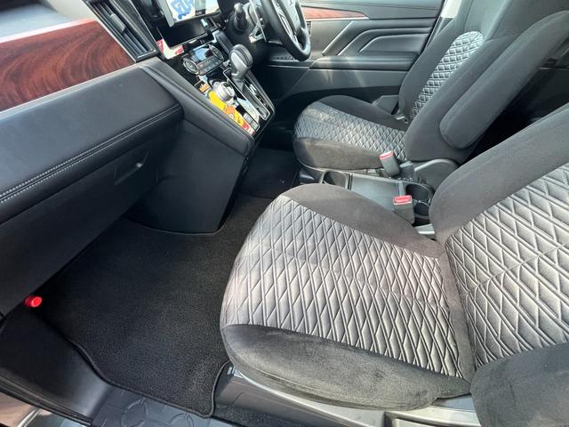 デリカD:5 P 社外フローティングナビ フルセグTV バックカメラ ETC シートヒーター パワーシート パワーバックドア ステアリングリモコン クルーズコントロール 電動パーキングブレーキ ブレーキオートホールド(9枚目)