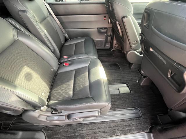 ステップワゴン スパーダ 純正ナビ フルセグTV バックカメラ ビルトインETC 両側パワースライドドア ステアリングリモコン クルーズコントロール 電動パーキングブレーキ ブレーキオートホールド ホンダセンシング(9枚目)