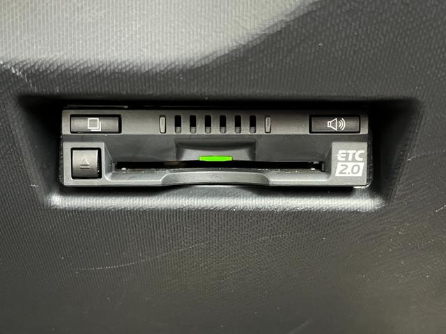アクア Ｓスタイルブラック　純正ＳＤナビ　地デジＴＶ　全方位カメラ　ビルトインＥＴＣ２．０　トヨタセーフティーセンス　車線逸脱防止機能　オートリトラミラー　オートハイビーム　ステアリングリモコン　キーフリー　プッシュスタート（22枚目）