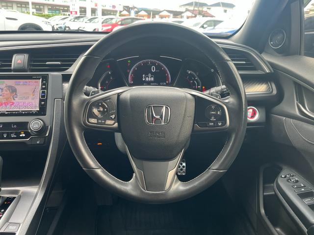 シビック ハッチバック ホンダセンシング 純正ナビ フルセグTV バックカメラ ホンダセンシング ビルトインETC ステアリングリモコン クルーズコントロール 無限アルミホイール 電動パーキングブレーキ ブレーキオートホールド(12枚目)