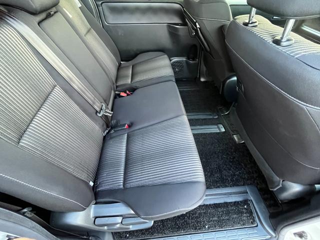 ヴォクシー ZS 煌II 純正ナビ フルセグTV トヨタセーフティーセンス 両側パワースライドドア ステアリングリモコン クルーズコントロール ビルトインETC2.0 純正アルミホイール モデリスタエアロ ドライブレコーダー(10枚目)