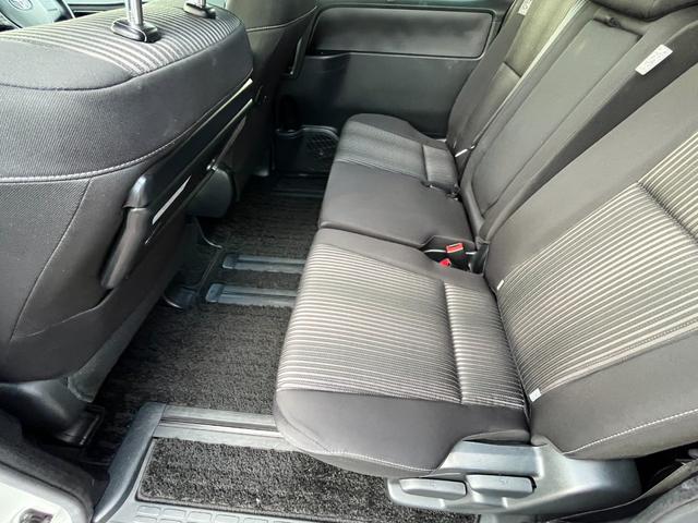 ヴォクシー ZS 煌II 純正ナビ フルセグTV トヨタセーフティーセンス 両側パワースライドドア ステアリングリモコン クルーズコントロール ビルトインETC2.0 純正アルミホイール モデリスタエアロ ドライブレコーダー(12枚目)