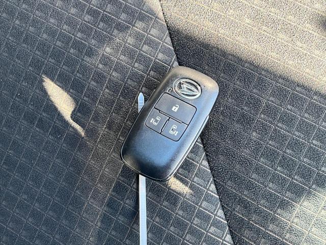 タント カスタムＸスタイルセレクション　キーフリー　プッシュスタート　スマートアシスト　両側パワースライドドア　シートヒーター　ステアリングリモコン　純正アルミホイール　ＬＥＤヘッドライト　フォグランプ（20枚目）