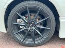 純正18インチアルミホイールが車全体を引き締めます♪