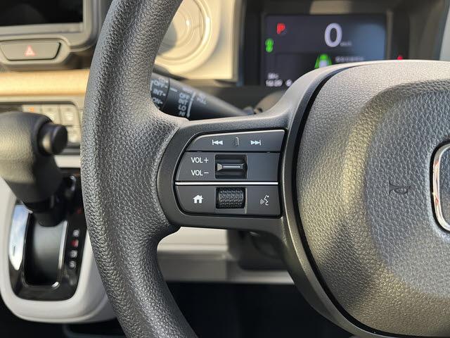 Ｎ－ＢＯＸ ベースグレード　届出済み未使用車　両側パワースライドドア　オートリトラミラー　ＬＥＤヘッドライト　バックカメラ　ステアリングスイッチ　クルーズコントロール　キーフリー　プッシュスタート　電動パーキング（21枚目）