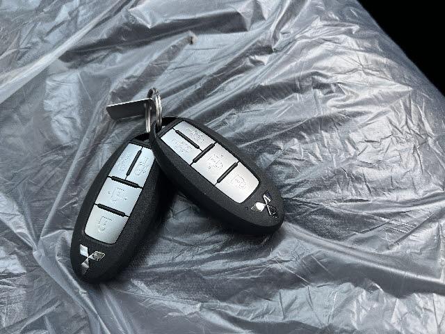 デリカミニ Ｔ　プレミアム　届出済み未使用車　ハーフレザーシート　ＬＥＤヘッドライト　ＬＥＤフォグランプ　ステアリングスイッチ　クルーズコントロール　電動パーキング　マイパイロット　両側パワースライドドア　アラウンドビューモニタ（26枚目）