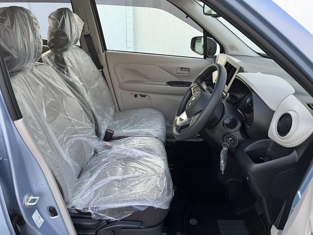 ｅＫワゴン Ｍ　届出済み未使用車　フロアマット　エクシードバイザー　バックカメラ　ステアリングスイッチ（14枚目）