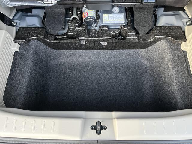 ｅＫワゴン Ｍ　届出済み未使用車　フロアマット　エクシードバイザー　バックカメラ　ステアリングスイッチ（22枚目）