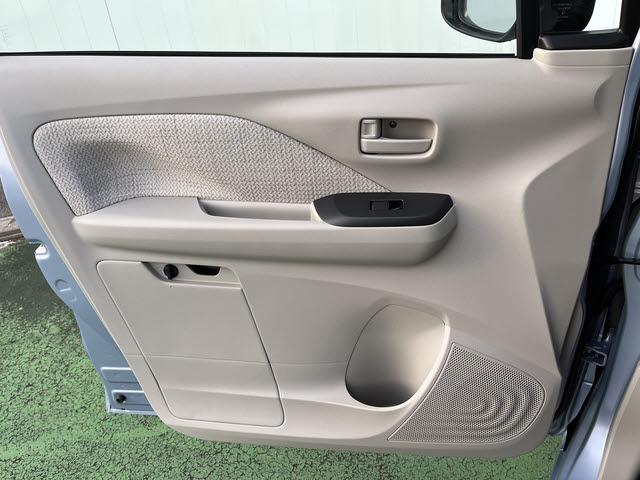 ｅＫワゴン Ｍ　届出済み未使用車　フロアマット　エクシードバイザー　バックカメラ　ステアリングスイッチ（24枚目）