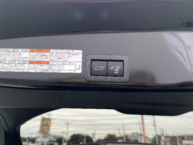 ヤリスクロス ハイブリッドＺ　トヨタセーフティセンス　ディスプレイモニター　パノラミックビューモニター　クルーズコントロール　ステアリングヒーター　シートヒーター　プッシュスタート　キーフリー　パワーバックドア　ビルトインＥＴＣ（21枚目）