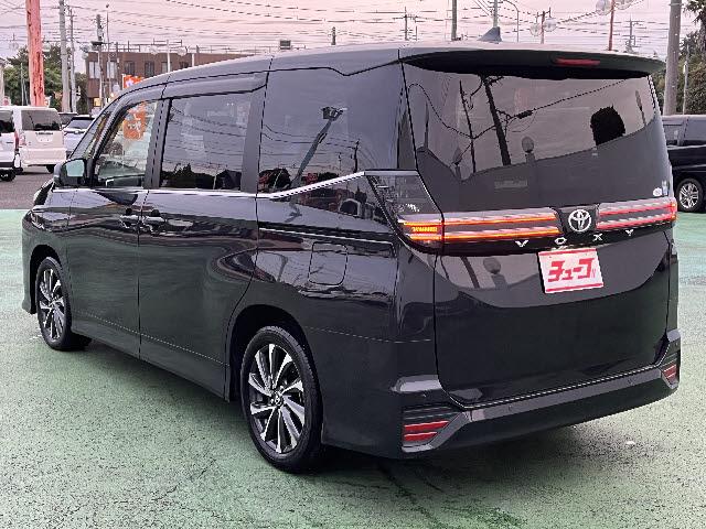 ヴォクシー S-Z トヨタセーフティセンス 両側パワースライドドア クルーズコントロール LEDライト メーカーナビ フルセグTV パノラマビューモニター フリップダウンモニター プッシュスタート キーフリー ETC20(6枚目)