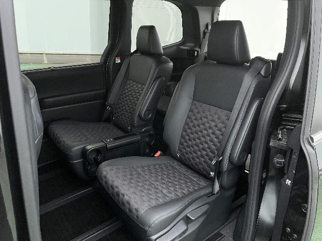 ヴォクシー S-Z トヨタセーフティセンス 両側パワースライドドア クルーズコントロール LEDライト メーカーナビ フルセグTV パノラマビューモニター フリップダウンモニター プッシュスタート キーフリー ETC20(13枚目)