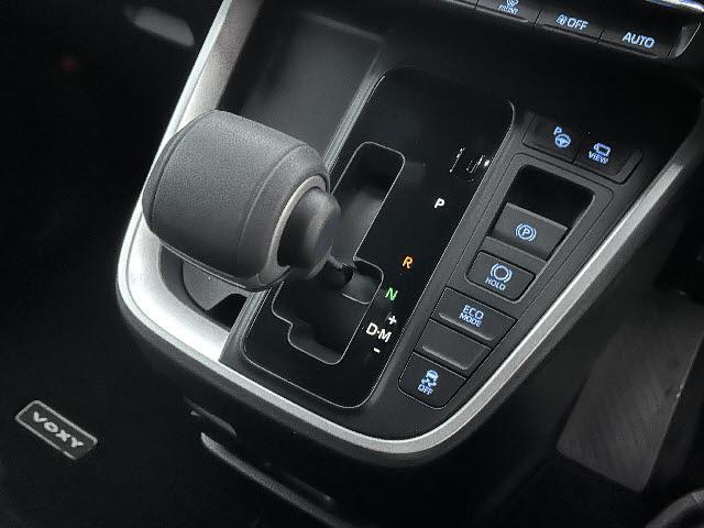 ヴォクシー S-Z トヨタセーフティセンス 両側パワースライドドア クルーズコントロール LEDライト メーカーナビ フルセグTV パノラマビューモニター フリップダウンモニター プッシュスタート キーフリー ETC20(16枚目)