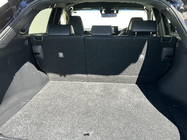 ハリアー Ｇ　ワンオーナー　モデリスタエアロ　メーカーディスプレイオーディオ　フルセグＴＶ　バックカメラ　デジタルインナーミラー　電動パーキング　パワーバックドア　ハーフレザーシート　ＬＥＤヘッドライト（18枚目）