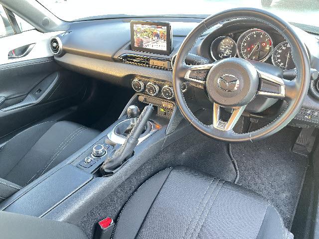 ロードスター Sスペシャルパッケージ 6速MT スマートシティーブレーキ BSM パーキングセンサー SDナビ フルセグTV バックカメラ LEDヘッドライト ETC 左右シートヒーター キーフリー プッシュスタート(3枚目)