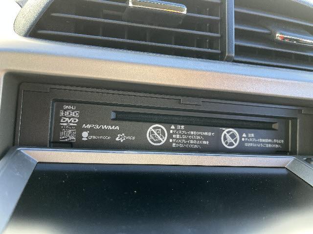 フィットハイブリッド ナビプレミアムセレクション　ＨＤＤインターナビ　ワンセグＴＶ　バックカメラ　ステアリングスイッチ　パドルシフト　ステアリングスイッチ　パドルシフト　ビルトインＥＴＣ　クルーズコントロール　ＨＩＤライト　スマートキー　前後ドラレコ（11枚目）