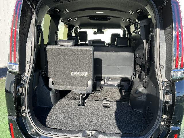 当店は、ご納車前のお車全車に対して、車内外クリーニング作業をサービスにてさせて頂いております！