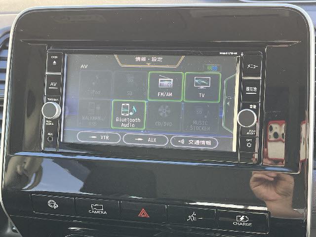 セレナ ｅ－パワー　ハイウェイスターＶ　セーフティパックＢ　ＳＤナビ　フルセグＴＶ　ステアリングスイッチ　フリップダウンモニター　アラウンドビューモニター　両側パワースライドドア　ハイズフリーパワスラ　プロパイロット　電動パーキング（9枚目）