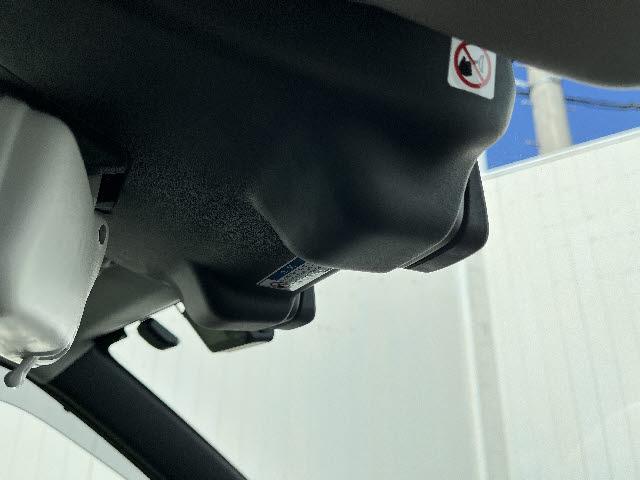 イグニス ハイブリッドＭＸ　全方位モニター付メモリーナビ　フルセグＴＶ　ステアリングスイッチ　セーフティーパッケージ　キーフリー　プッシュスタート　ＥＴＣ　ドライブレコーダー　アイドリングストップ　シートヒーター（20枚目）